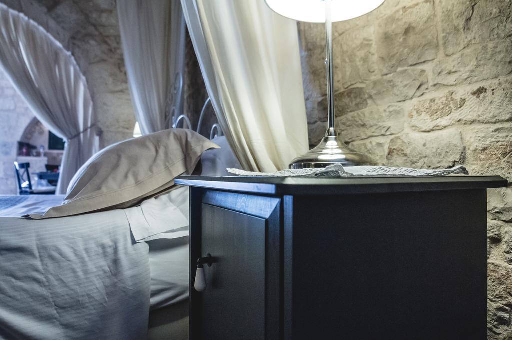 アルベロベッロ マッセリア ローザ トゥルーリ ルレ Bed & Breakfast エクステリア 写真