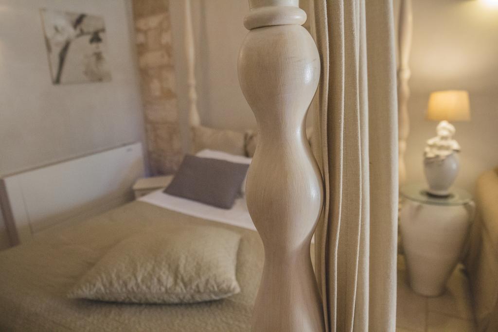 アルベロベッロ マッセリア ローザ トゥルーリ ルレ Bed & Breakfast エクステリア 写真